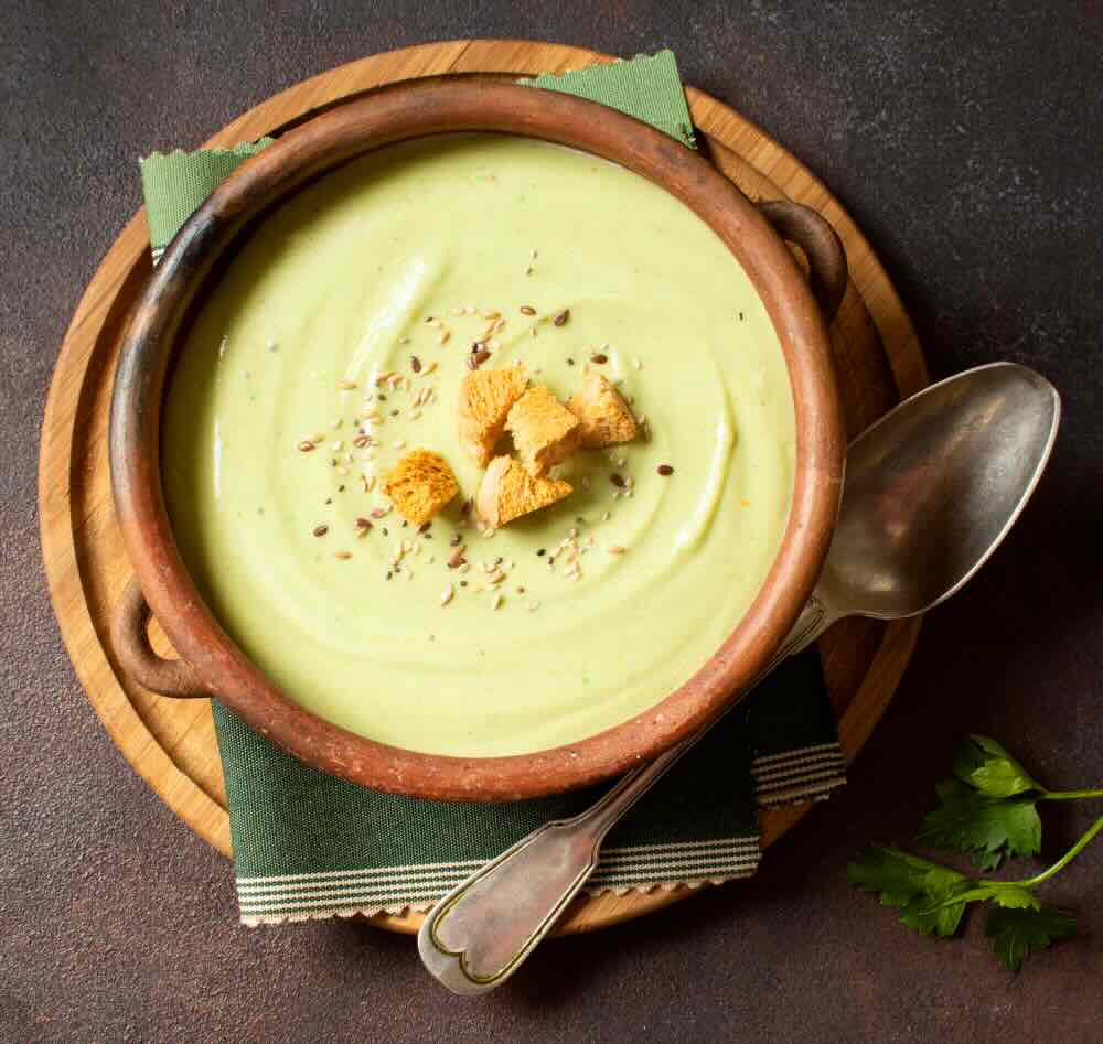 Ricetta gazpacho verde di avocado e zucchine